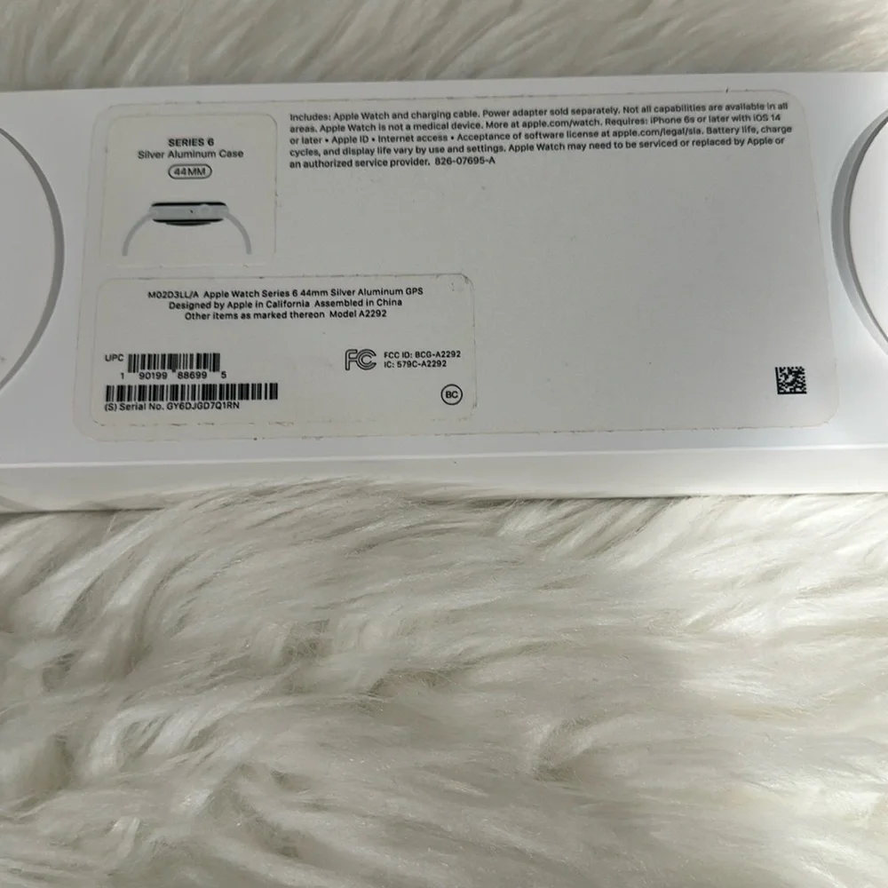 Apple Watch series 6 silver aluminum case 44mm